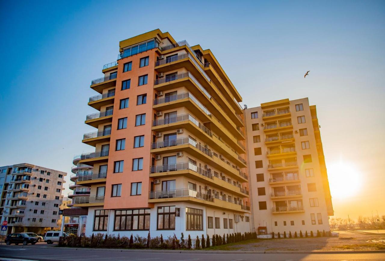 Summerland Luxury Velvet Front Sea View Apartamento Mamaia Exterior foto